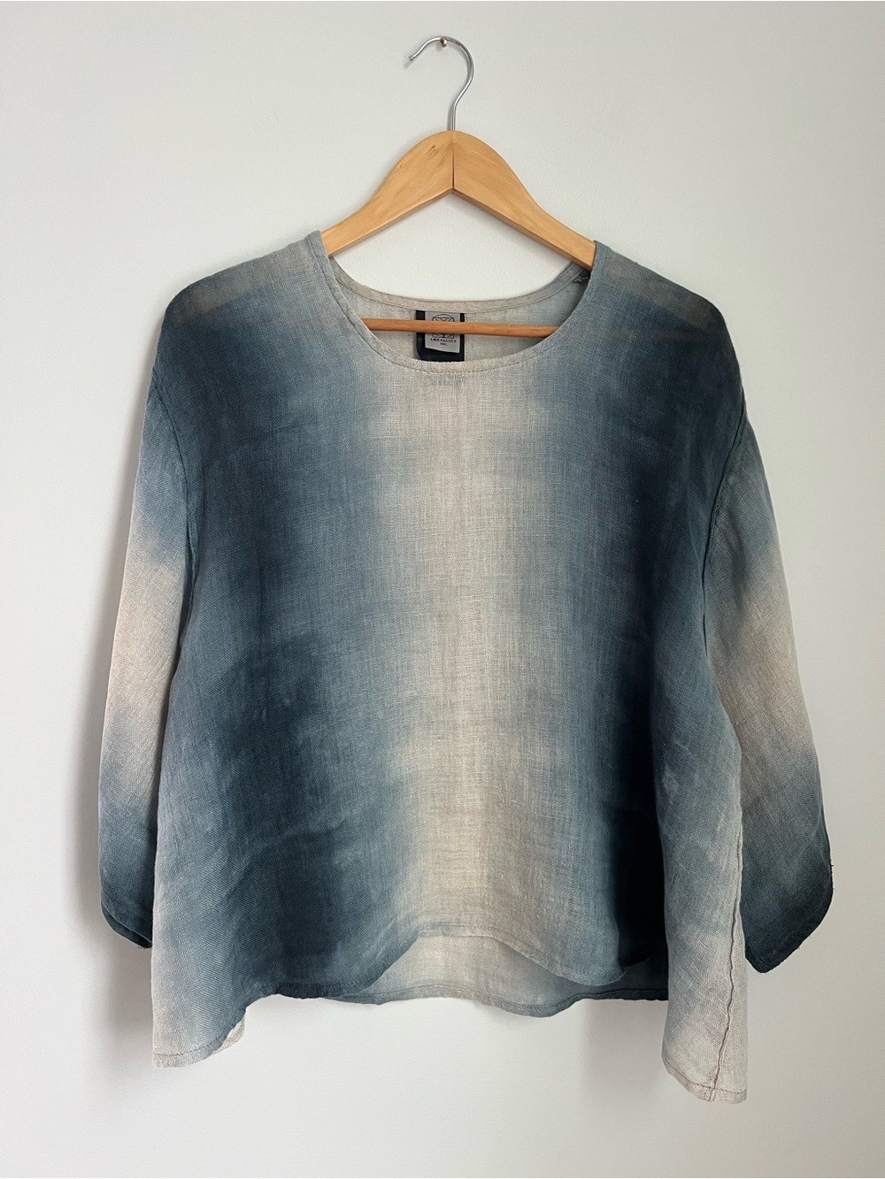 Chrzaszcz Inc. 100% Linen Washed Blue Ombre Long Sleeve Women's Lagenlook Top